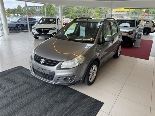 Suzuki SX4 1,6 16V GL A/C 120HK 5d