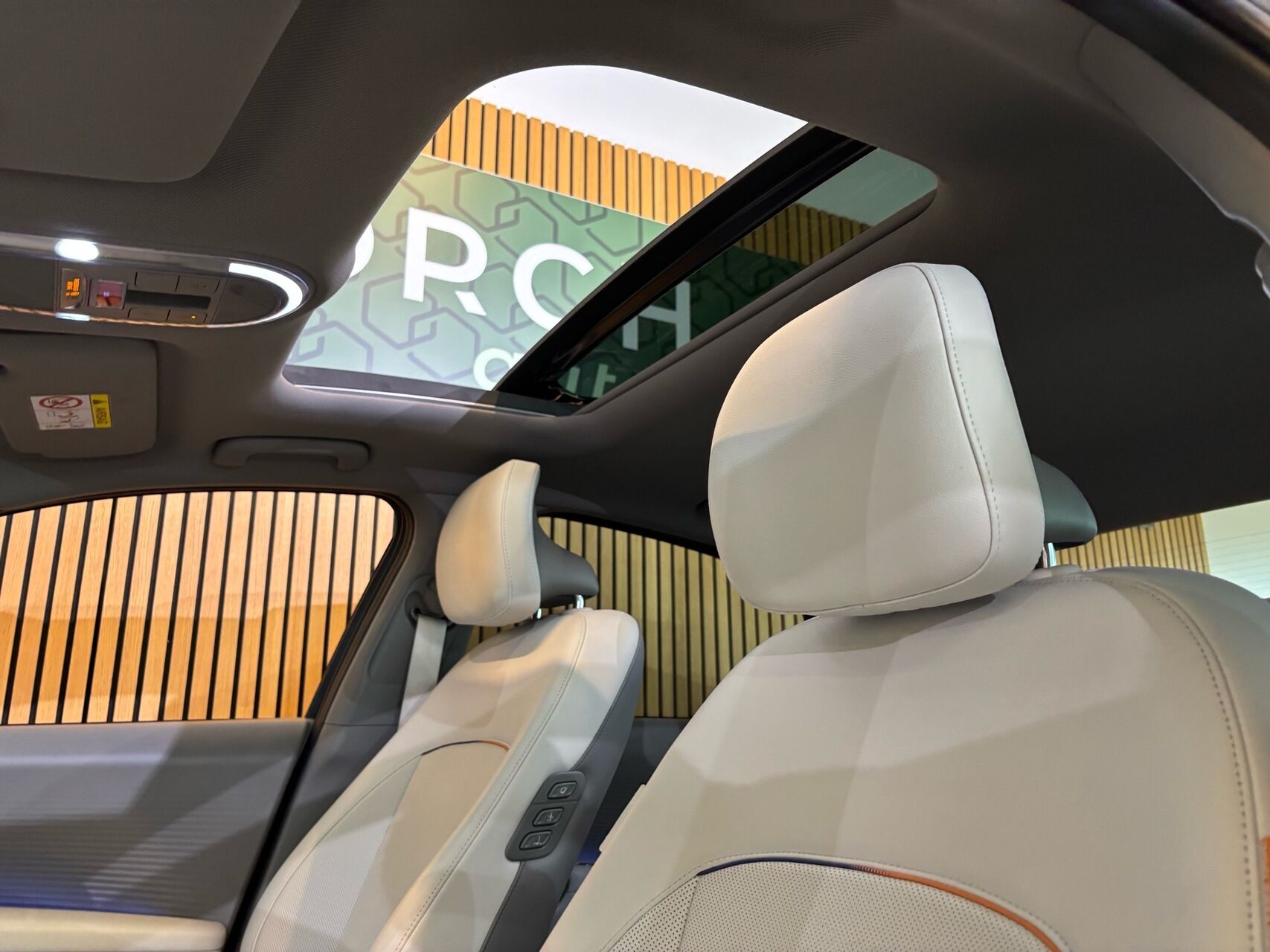 Billede af Hyundai Ioniq 6 Electric 77,4 kWh Ultimate 229HK Aut.