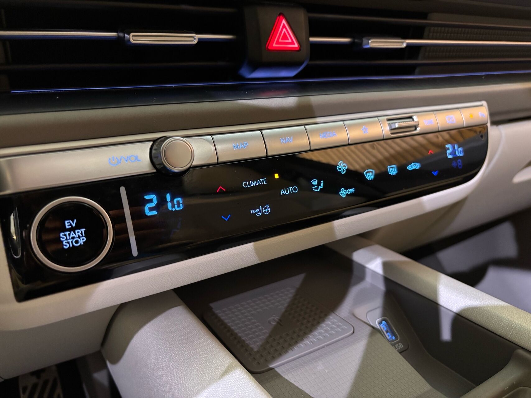 Billede af Hyundai Ioniq 6 Electric 77,4 kWh Ultimate 229HK Aut.