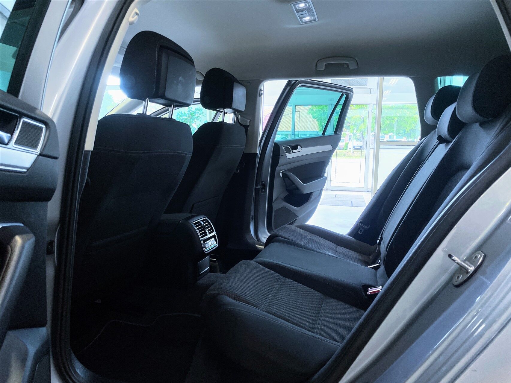 Billede af VW Passat Variant 2,0 TDI BMT Comfortline Premium DSG 150HK Stc 6g Aut.