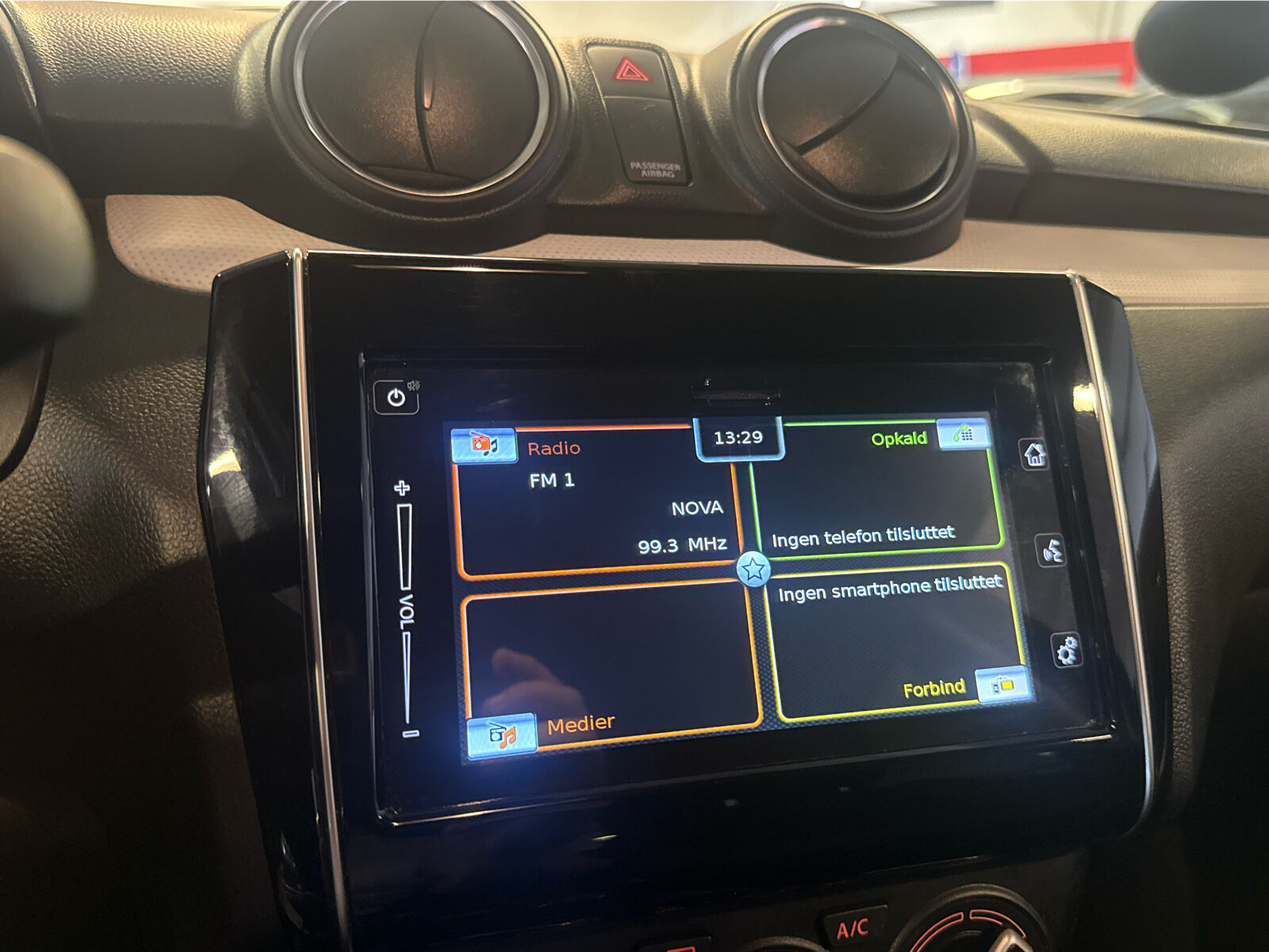 Billede af Suzuki Swift 1,2 Dualjet  Mild hybrid Action KUP 83HK 5d