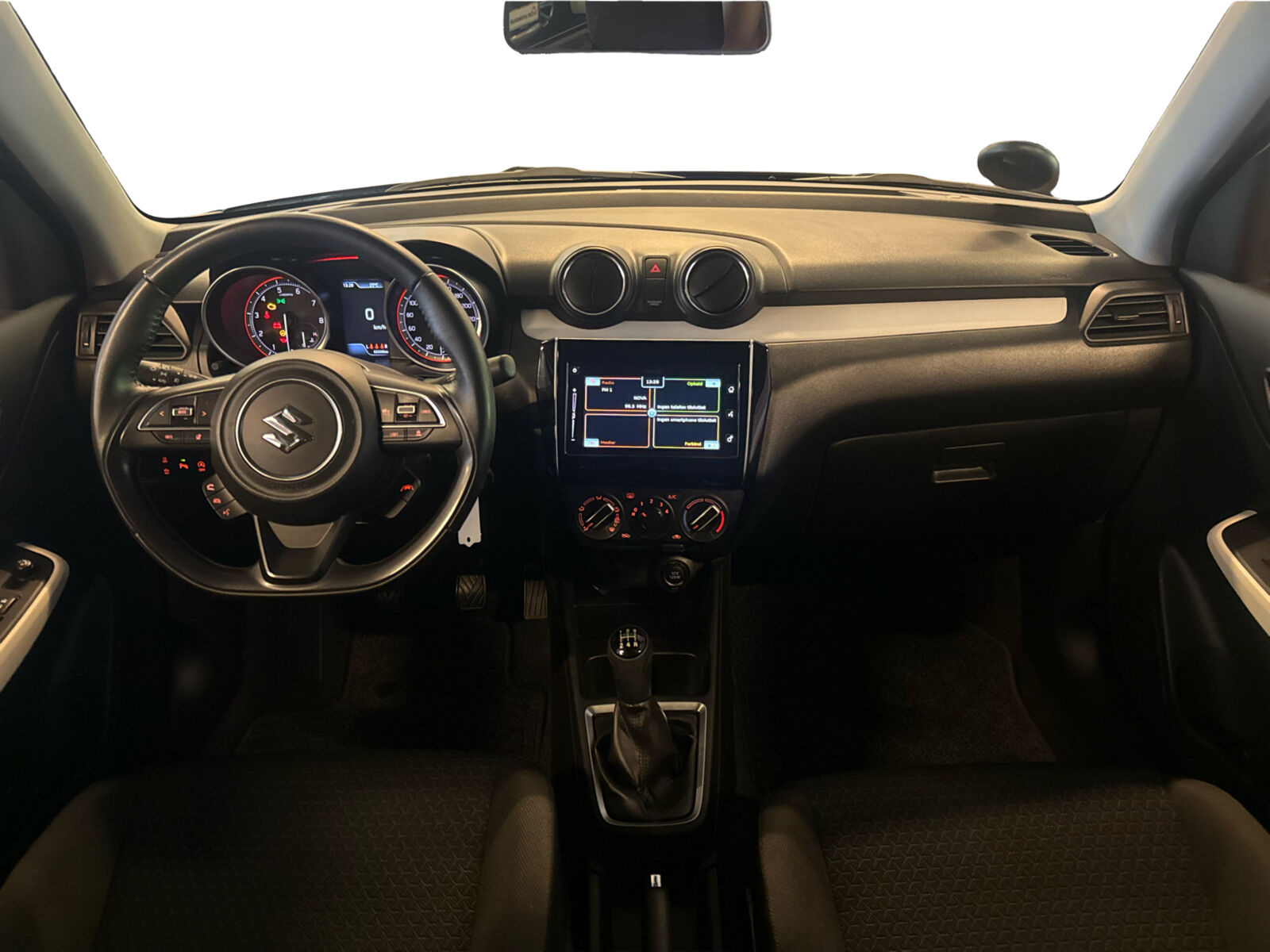Billede af Suzuki Swift 1,2 Dualjet  Mild hybrid Action KUP 83HK 5d
