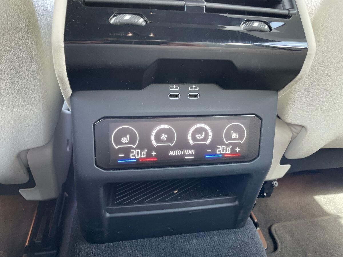 Billede af BMW i5 eDrive40 Touring EL Fully Charged 340HK Stc Aut.