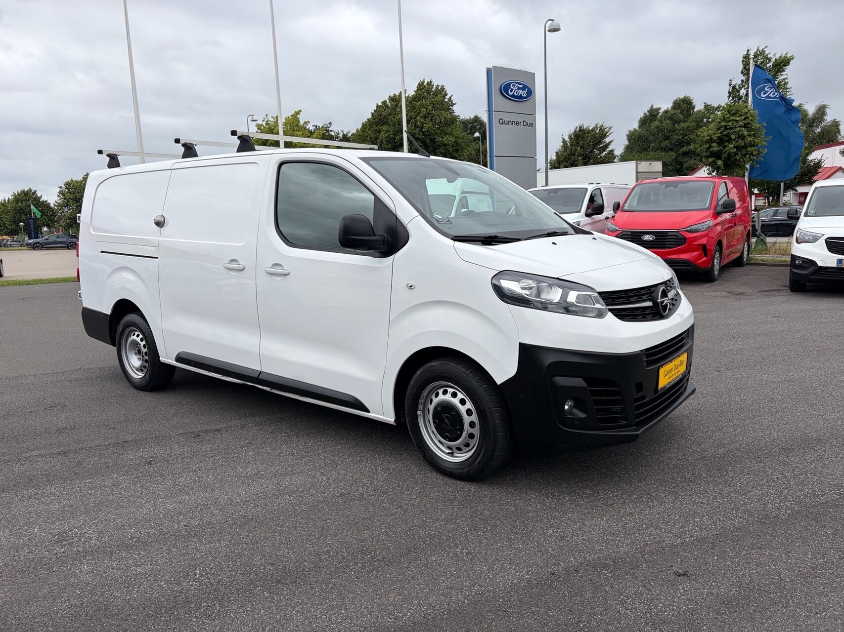 Billede af Opel Vivaro L3V2 2,0 BlueHDi Enjoy AT8 145HK Van 8g Aut.