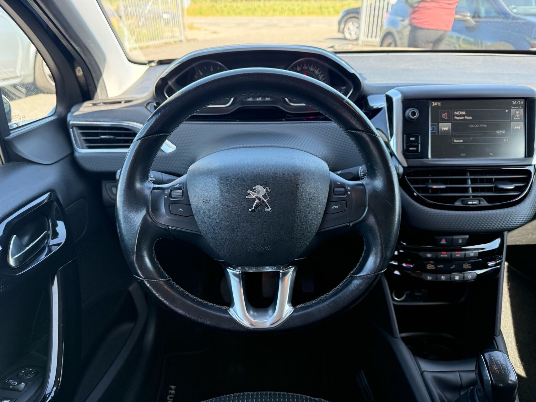 Billede af Peugeot 208 1,6 BlueHDi Allure 100HK 5d