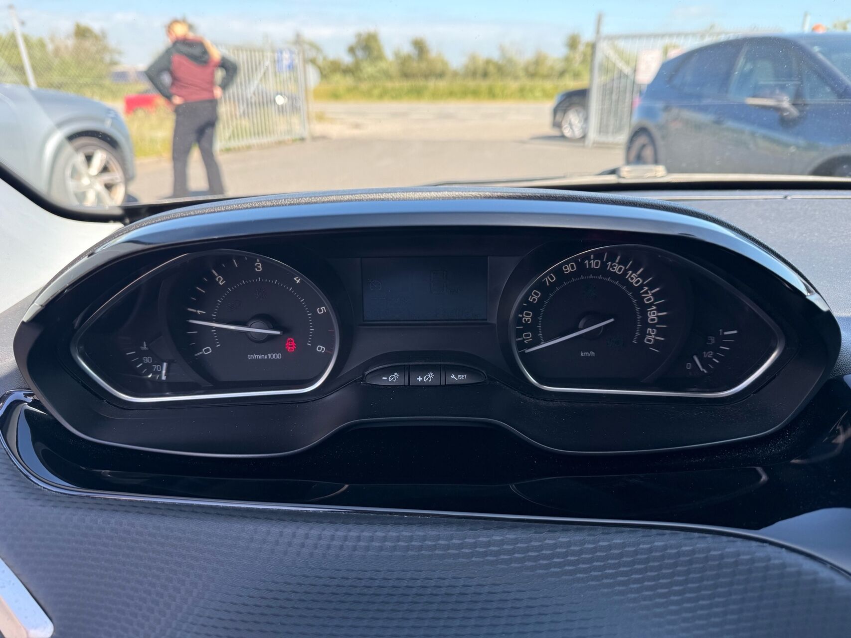 Billede af Peugeot 208 1,6 BlueHDi Allure 100HK 5d