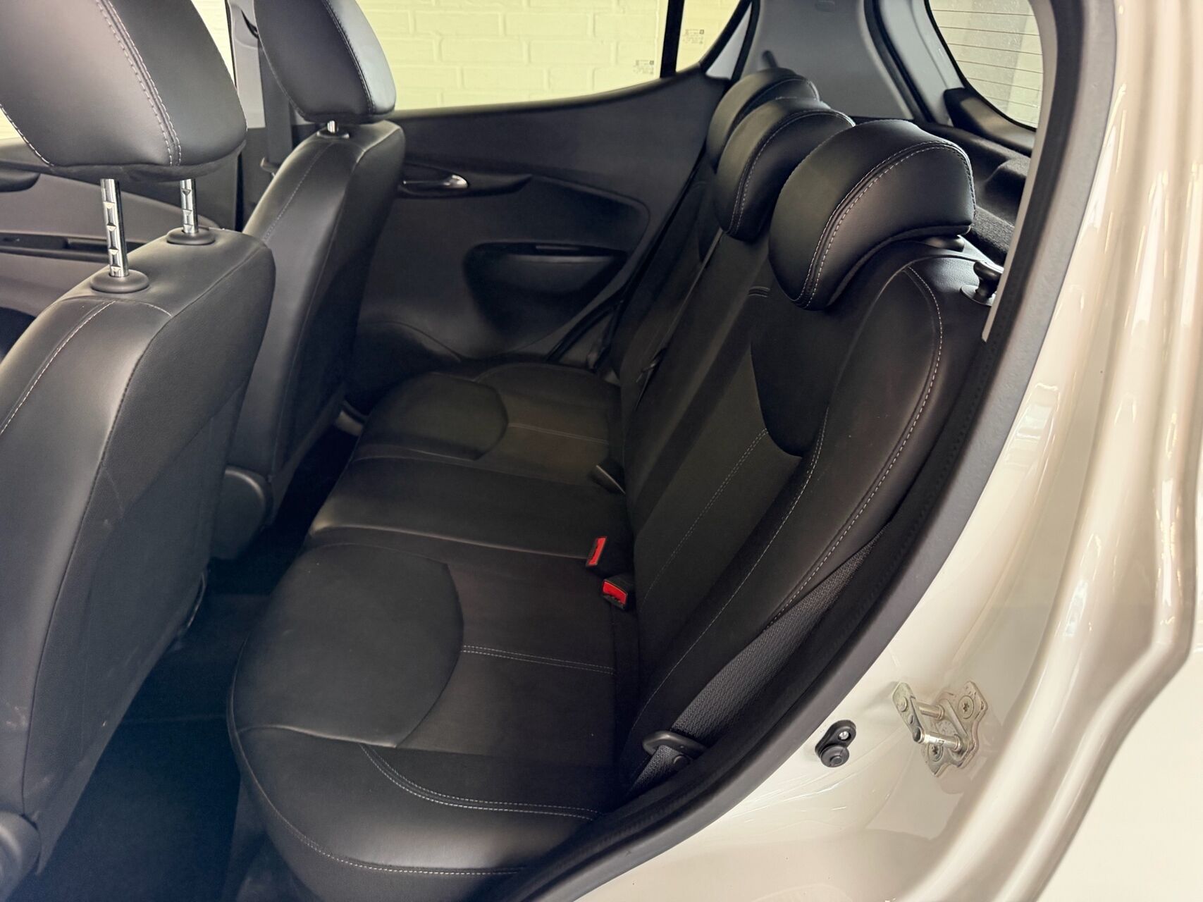 Billede af Opel Karl 1,0 Cosmo Easytronic 75HK 5d Aut.