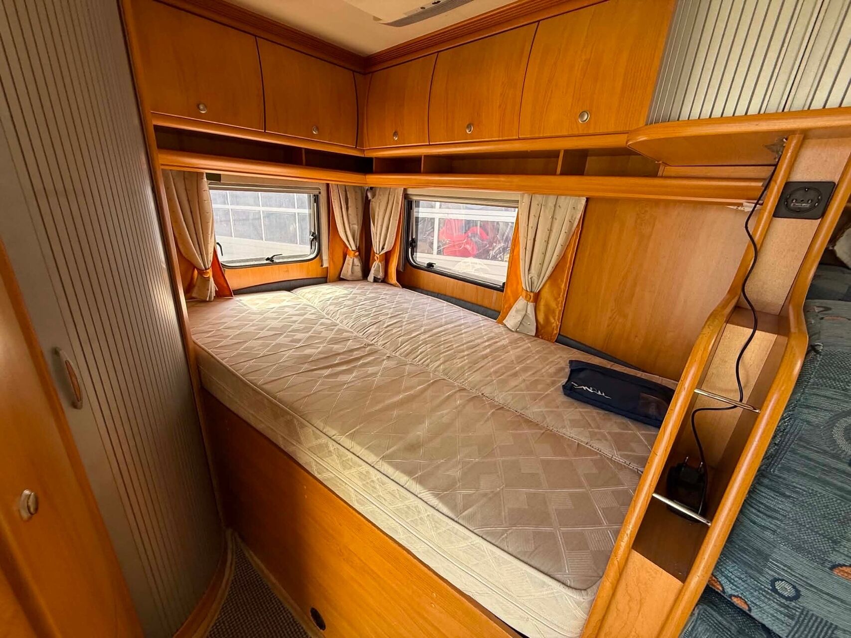Billede af Ford Transit 2,0 TDCi Hobby 125HK 3d