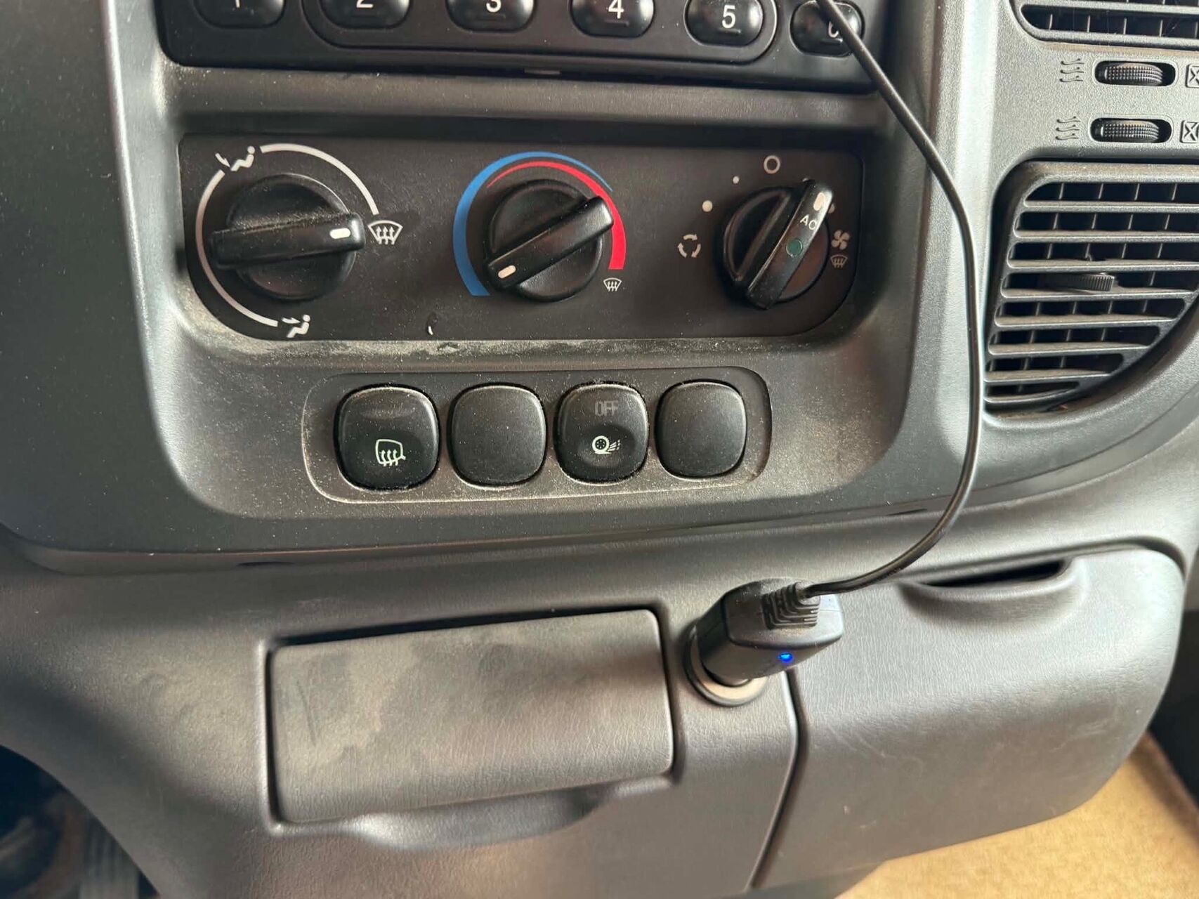 Billede af Ford Transit 2,0 TDCi Hobby 125HK 3d