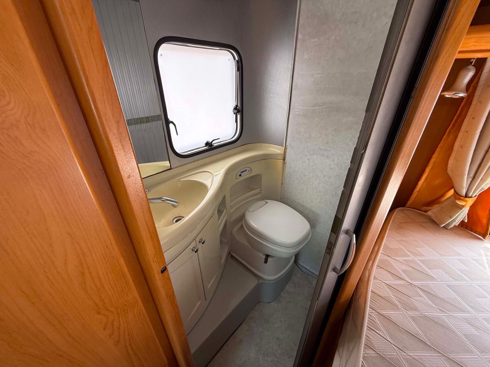 Billede af Ford Transit 2,0 TDCi Hobby 125HK 3d