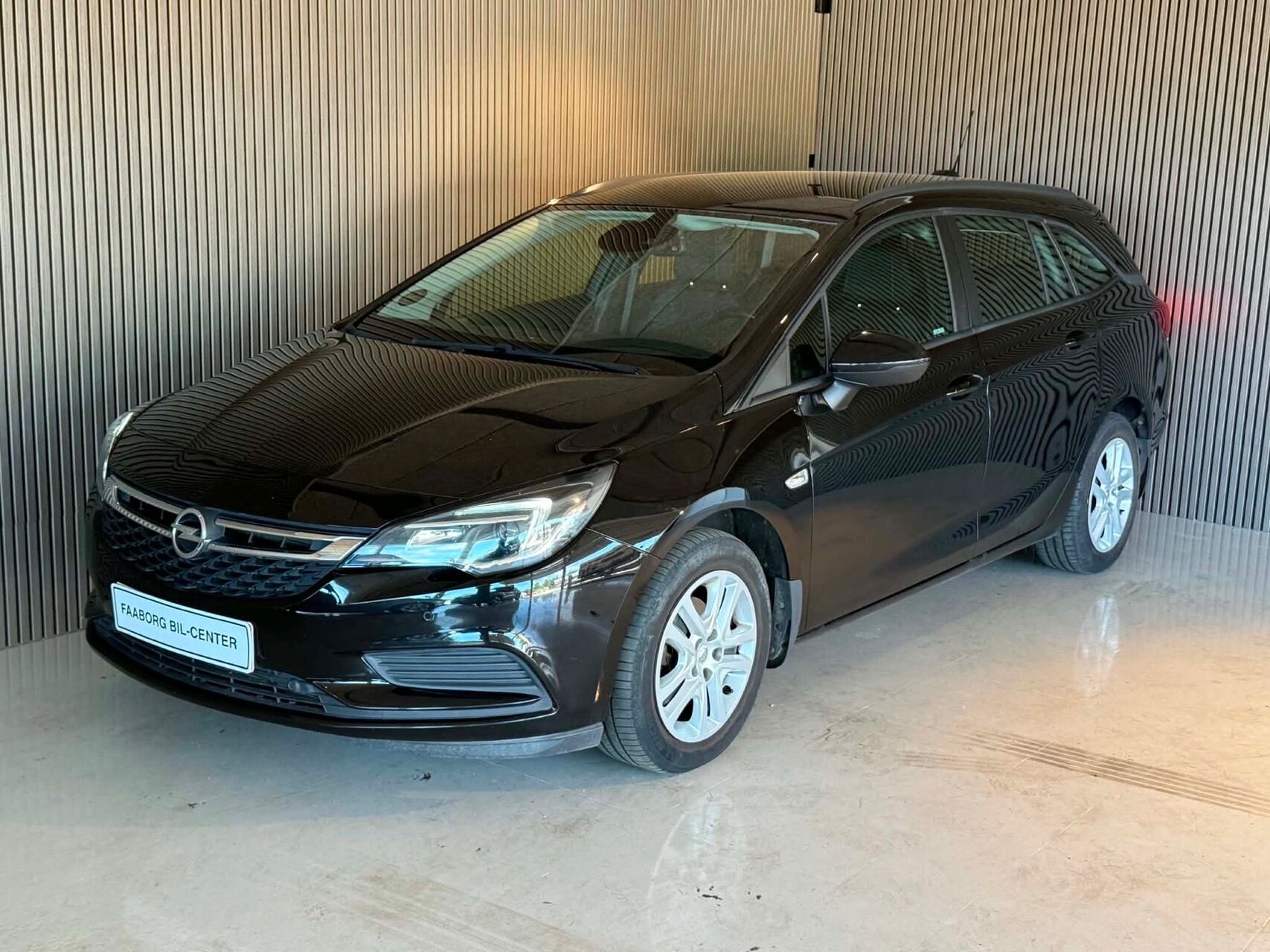 Billede af Opel Astra Sports Tourer 1,4 Turbo Enjoy Start/Stop 125HK Stc 6g