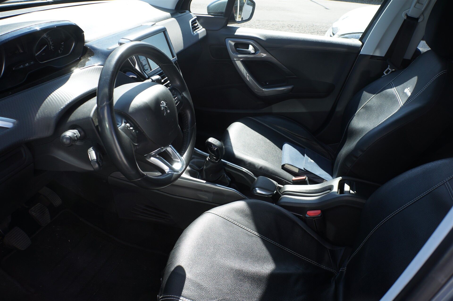 Billede af Peugeot 2008 1,6 BlueHDi Chili 100HK