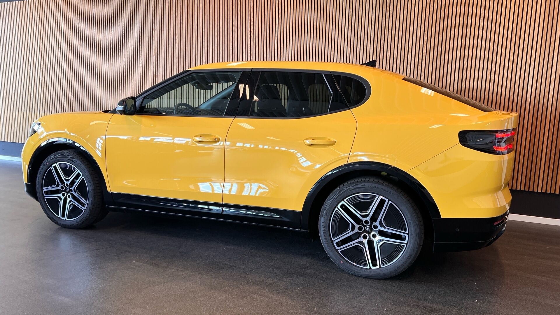Billede af Ford Capri EL UR Premium AWD 340HK 5d Aut.