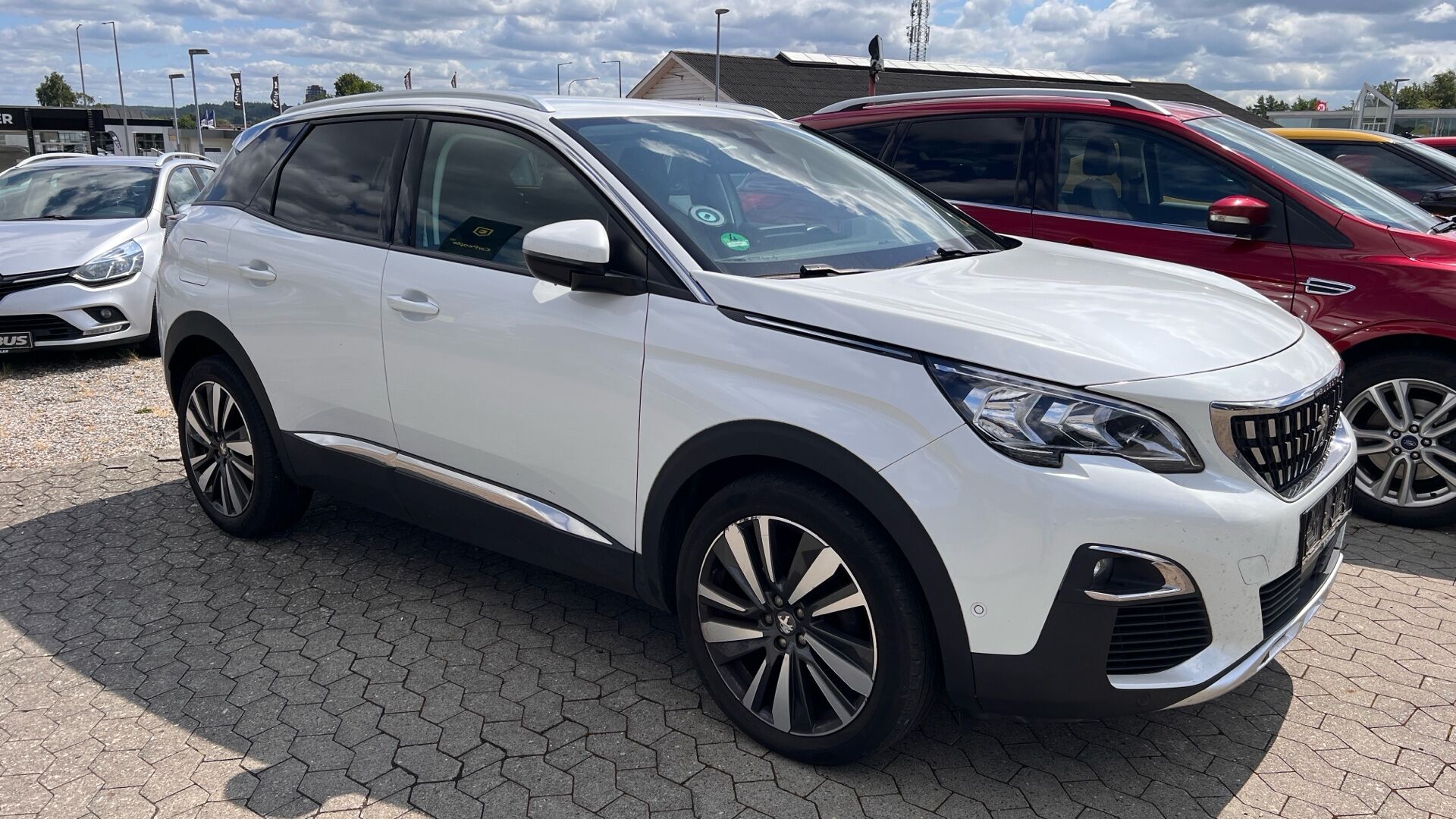 Billede af Peugeot 3008 1,2 e-THP Allure 130HK 5d 6g