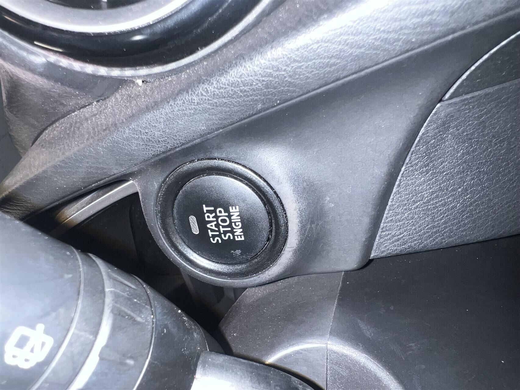 Billede af Mazda 2 1,5 Skyactiv-G Niseko 90HK 5d
