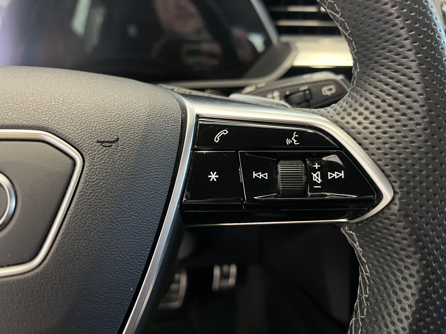 Billede af Audi Q8 55 E-tron S Line Quattro 408HK 5d Aut.