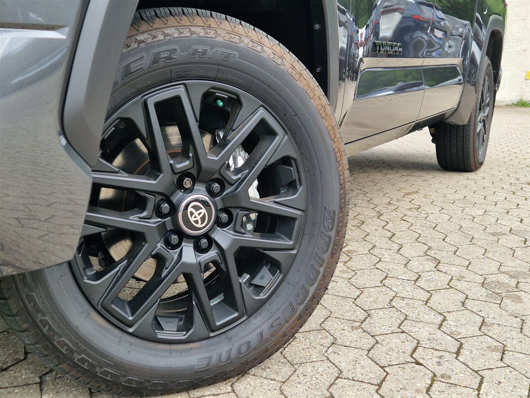 Billede af Toyota Tundra 3,4 V6 4WD 443HK Pick-Up 10g Aut.