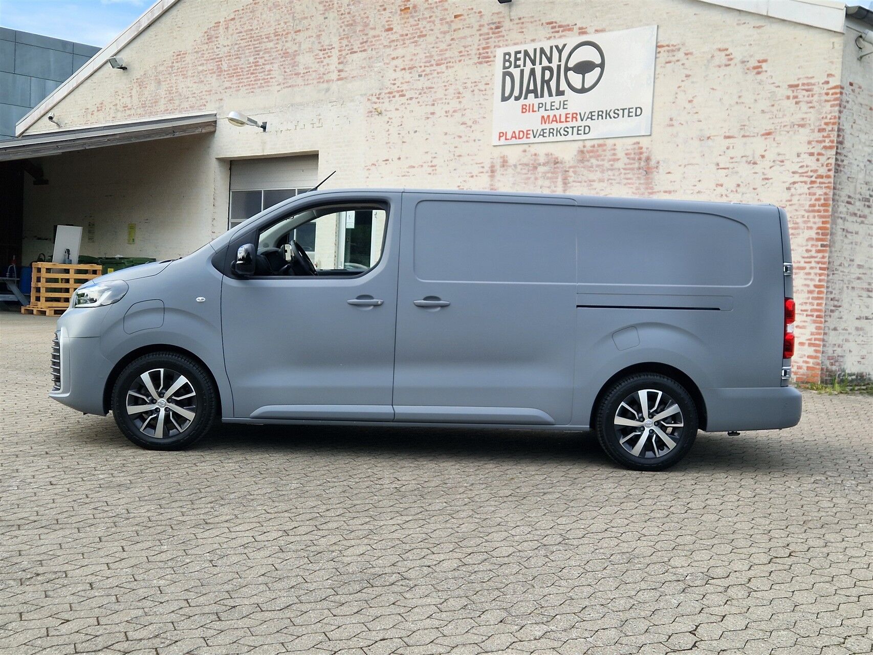Billede af Toyota Proace Electric Long EL Comfort Master+ m/ 2 Skydedøre 136HK Van Aut.