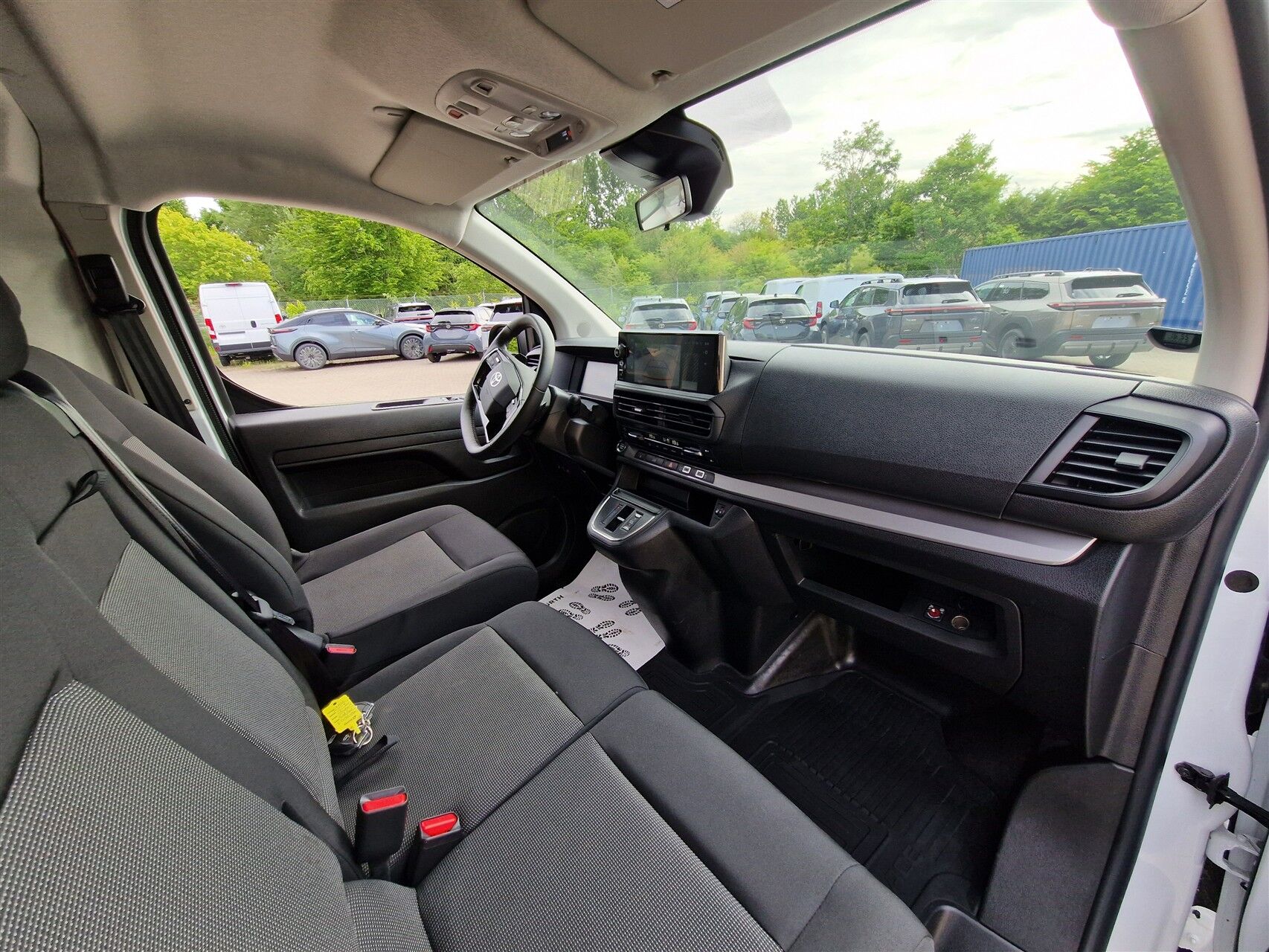 Billede af Toyota Proace Electric Long EL Comfort Master+ m/ 2 Skydedøre 136HK Van Aut.