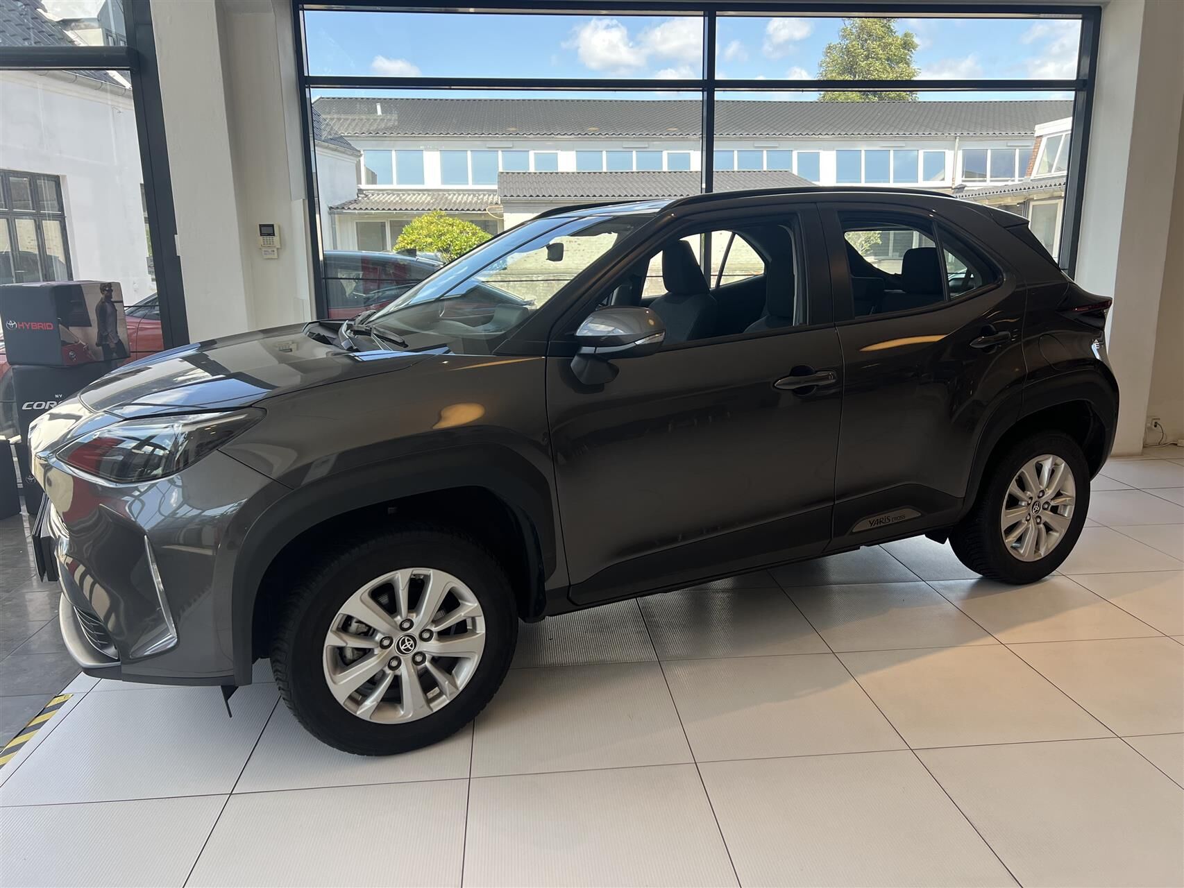 Billede af Toyota Yaris Cross 1,5 Hybrid Essential Comfort 116HK 5d Trinl. Gear