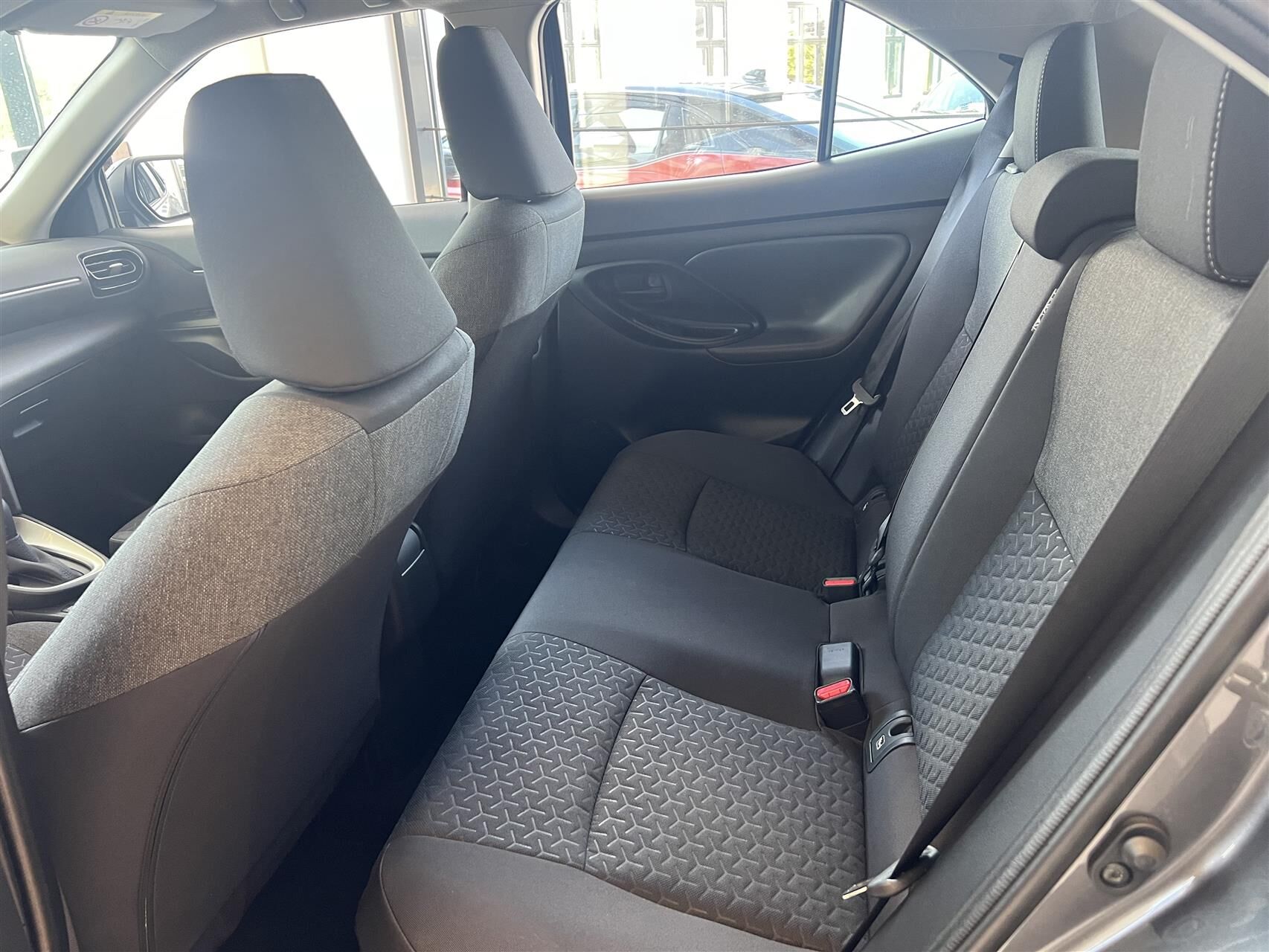 Billede af Toyota Yaris Cross 1,5 Hybrid Essential Comfort 116HK 5d Trinl. Gear