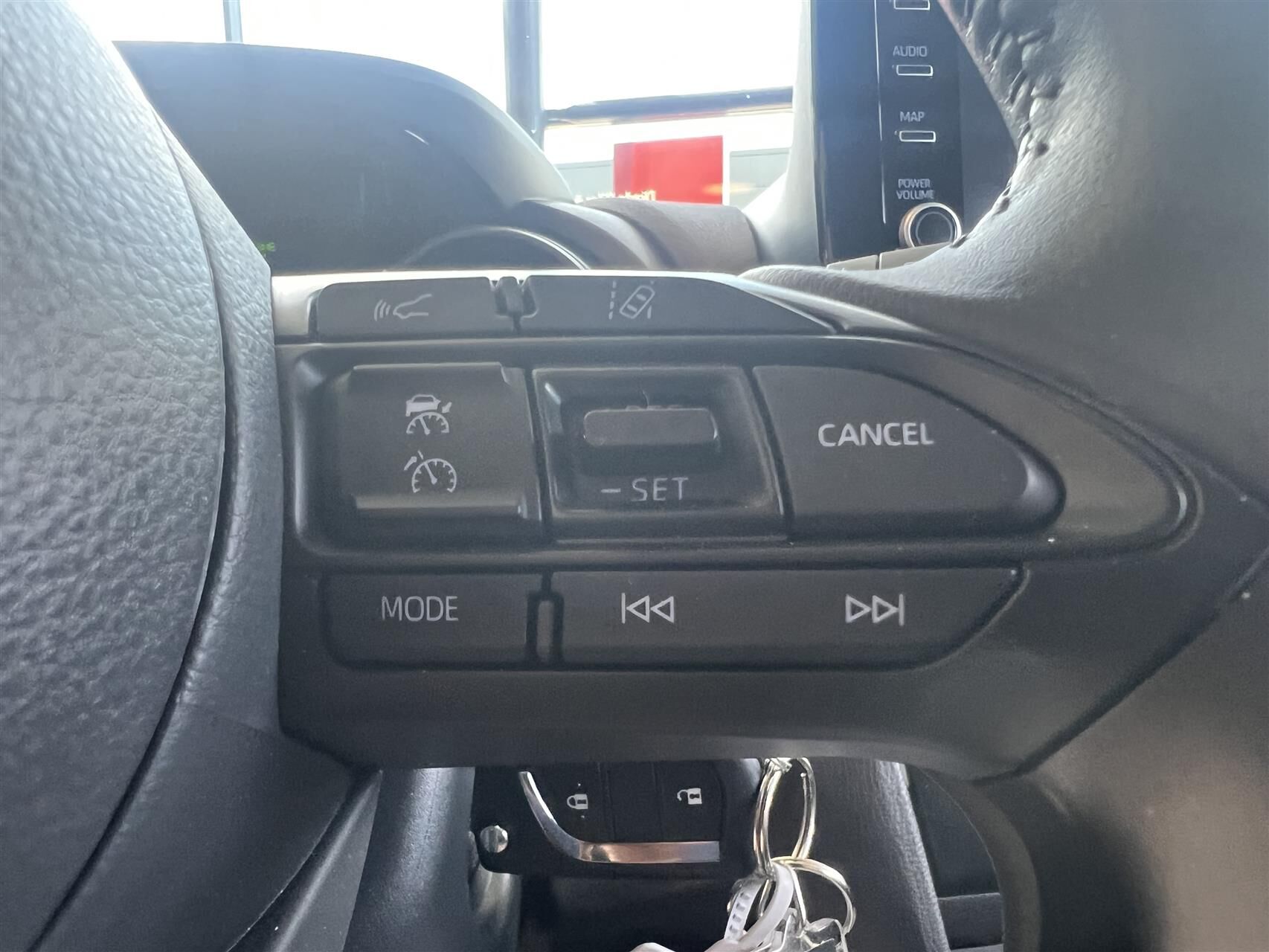 Billede af Toyota Yaris Cross 1,5 Hybrid Essential Comfort 116HK 5d Trinl. Gear