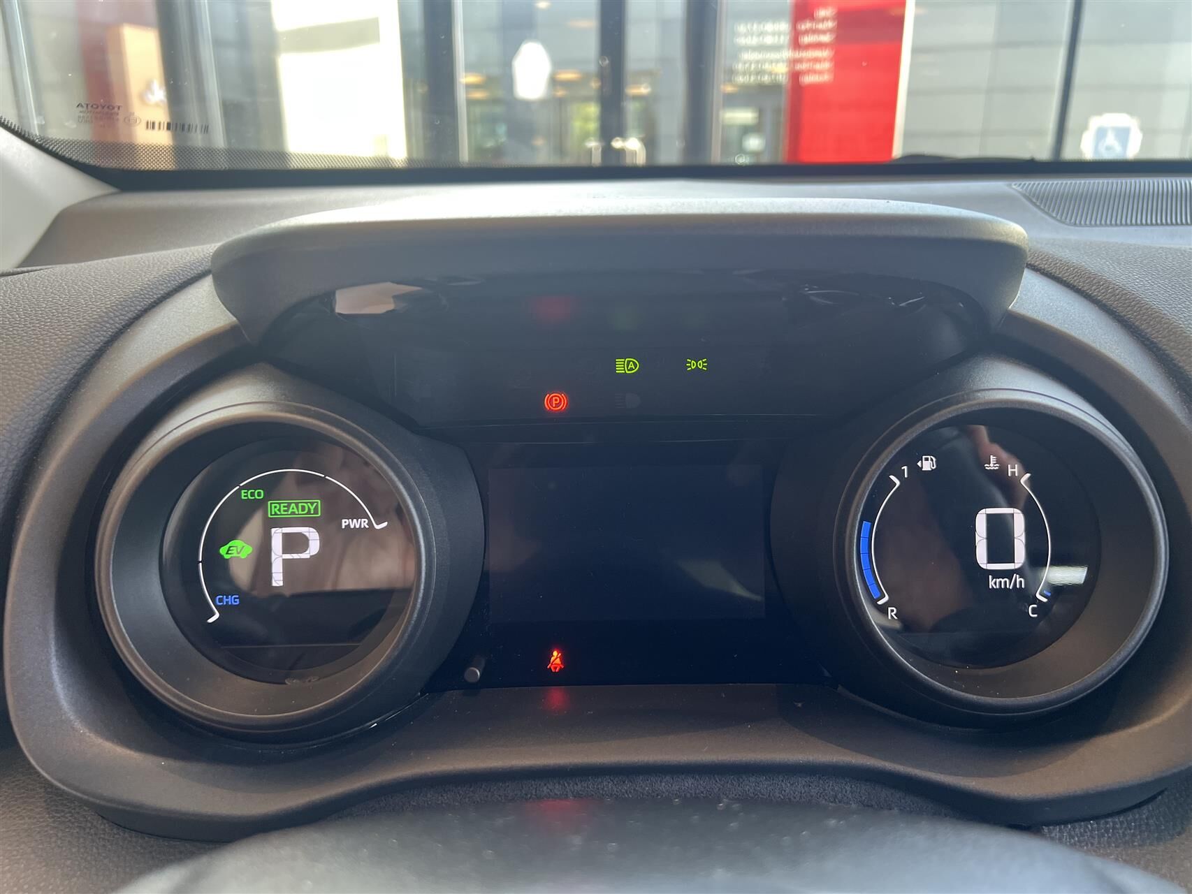 Billede af Toyota Yaris Cross 1,5 Hybrid Essential Comfort 116HK 5d Trinl. Gear