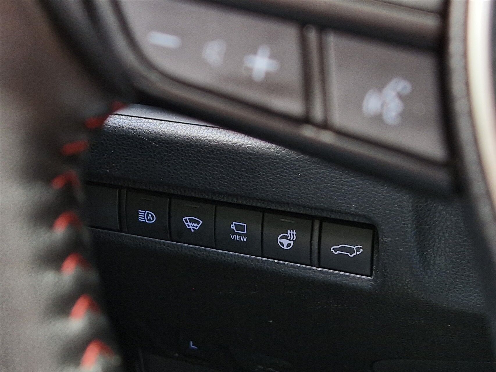 Billede af Toyota RAV4 Plug-in 2,5 Plugin-hybrid H3 Premium AWD 306HK 5d 6g Aut.
