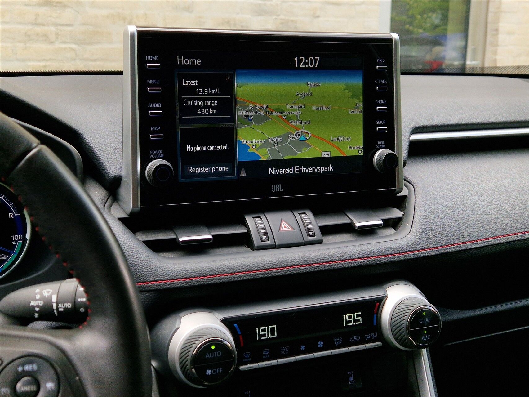 Billede af Toyota RAV4 Plug-in 2,5 Plugin-hybrid H3 Premium AWD 306HK 5d 6g Aut.