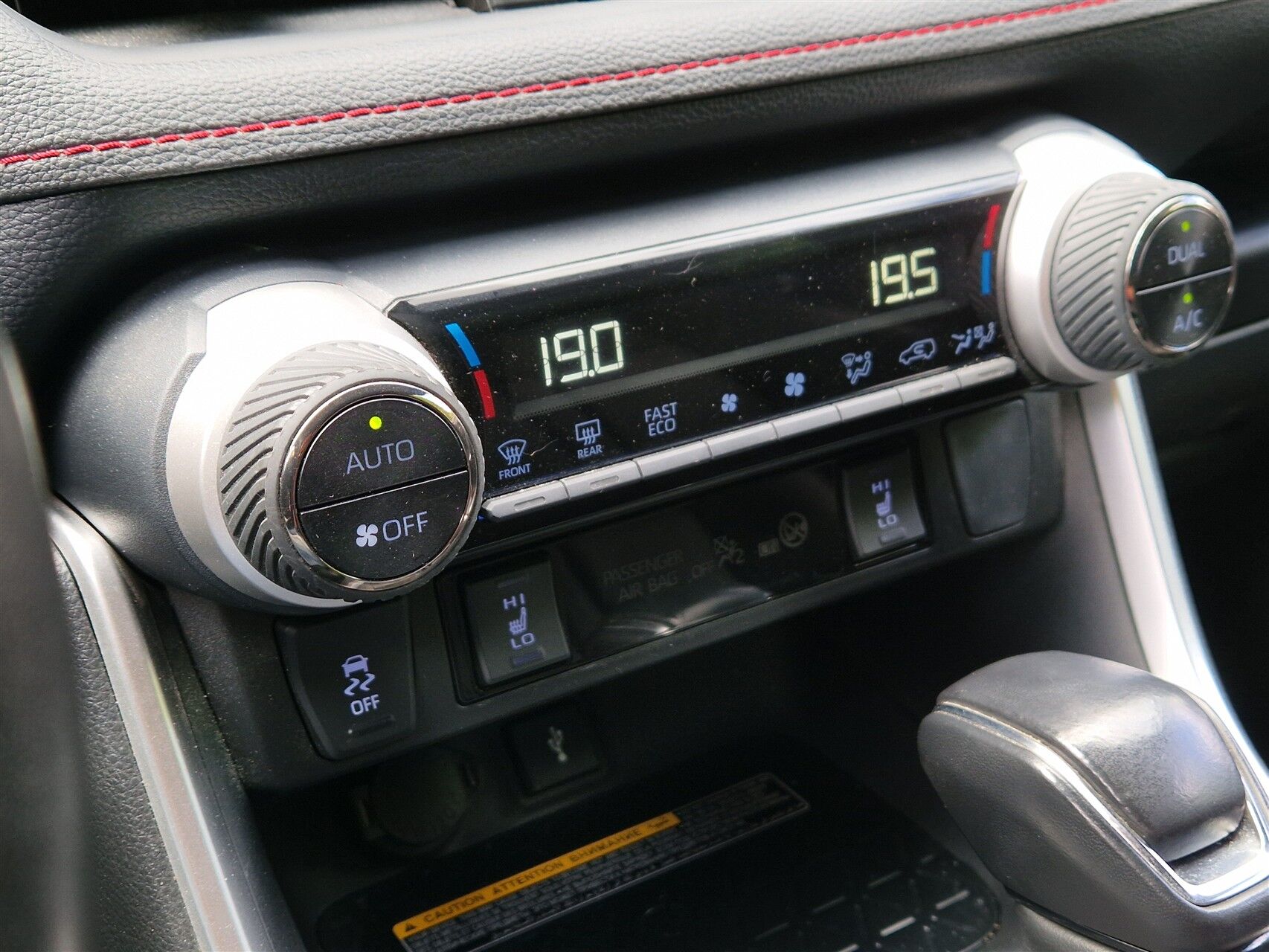 Billede af Toyota RAV4 Plug-in 2,5 Plugin-hybrid H3 Premium AWD 306HK 5d 6g Aut.