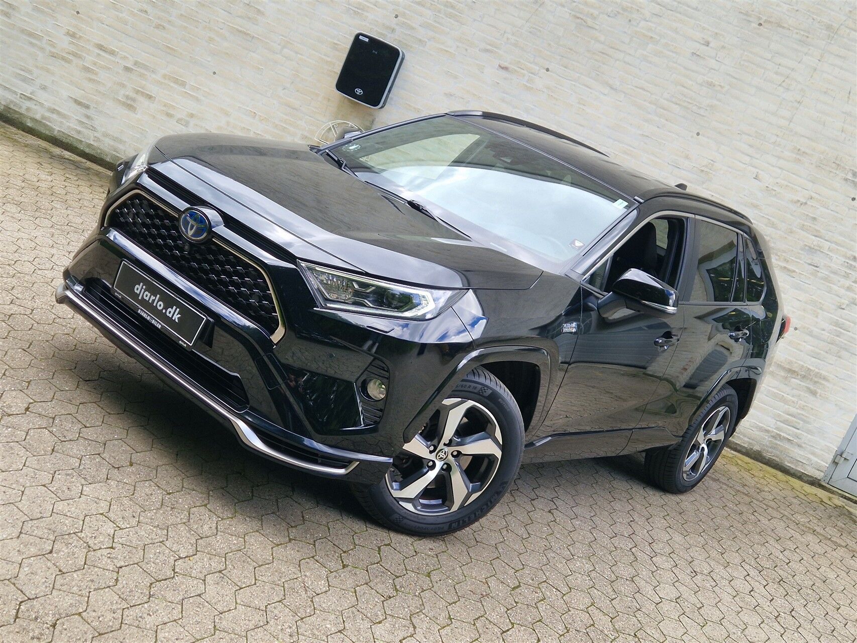Billede af Toyota RAV4 Plug-in 2,5 Plugin-hybrid H3 Premium AWD 306HK 5d 6g Aut.