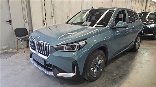 BMW iX1 xDrive30 EL 4x4 313HK 5d Aut.
