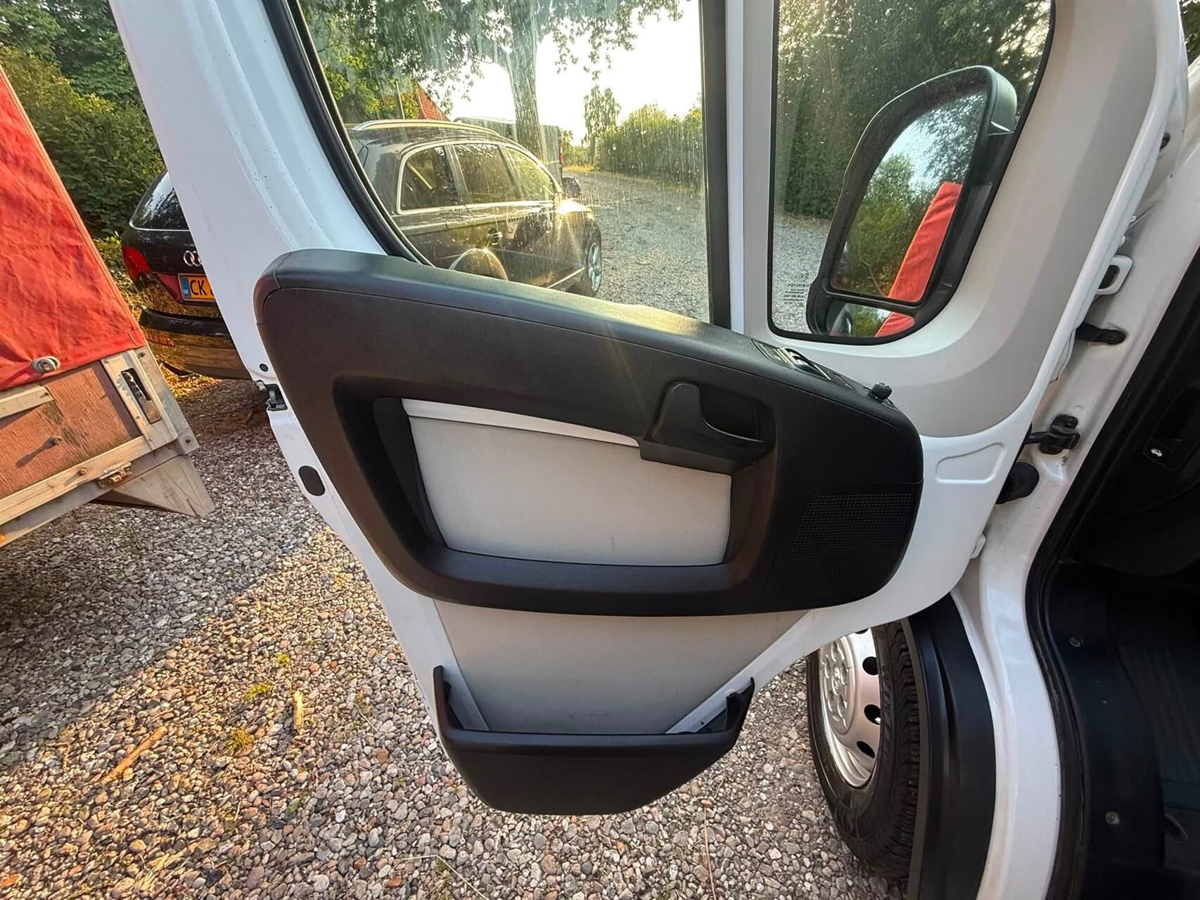 Billede af Peugeot Boxer 435 L3H2 2,0 HDI Premium Plus Pro Start/Stop 163HK Van 6g
