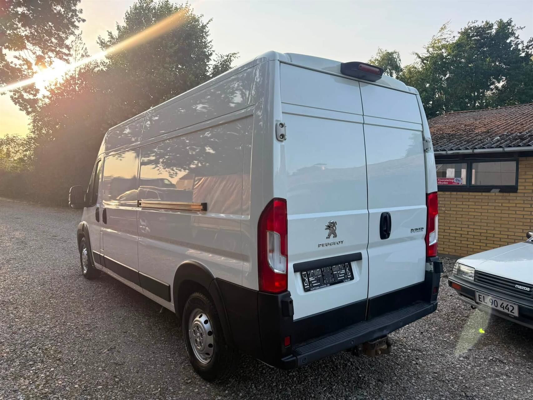 Billede af Peugeot Boxer 435 L3H2 2,0 HDI Premium Plus Pro Start/Stop 163HK Van 6g