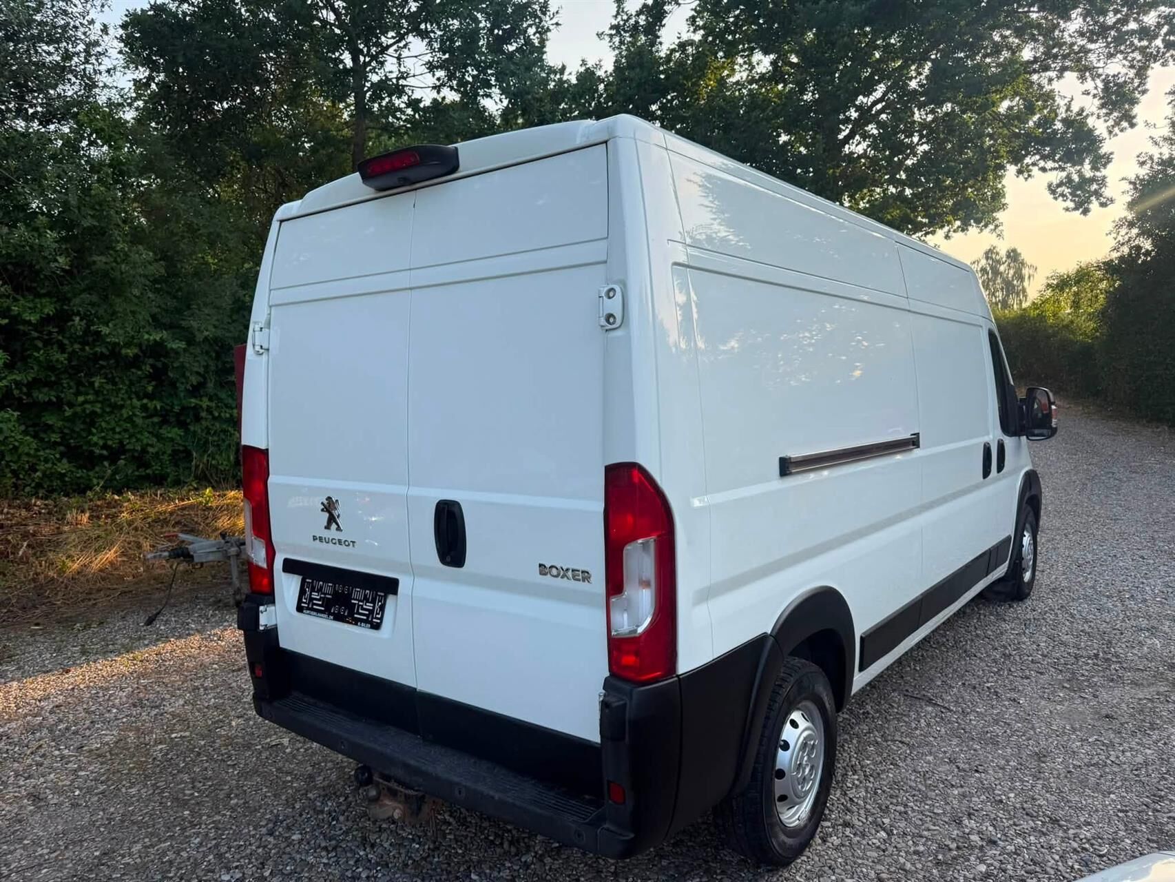 Billede af Peugeot Boxer 435 L3H2 2,0 HDI Premium Plus Pro Start/Stop 163HK Van 6g