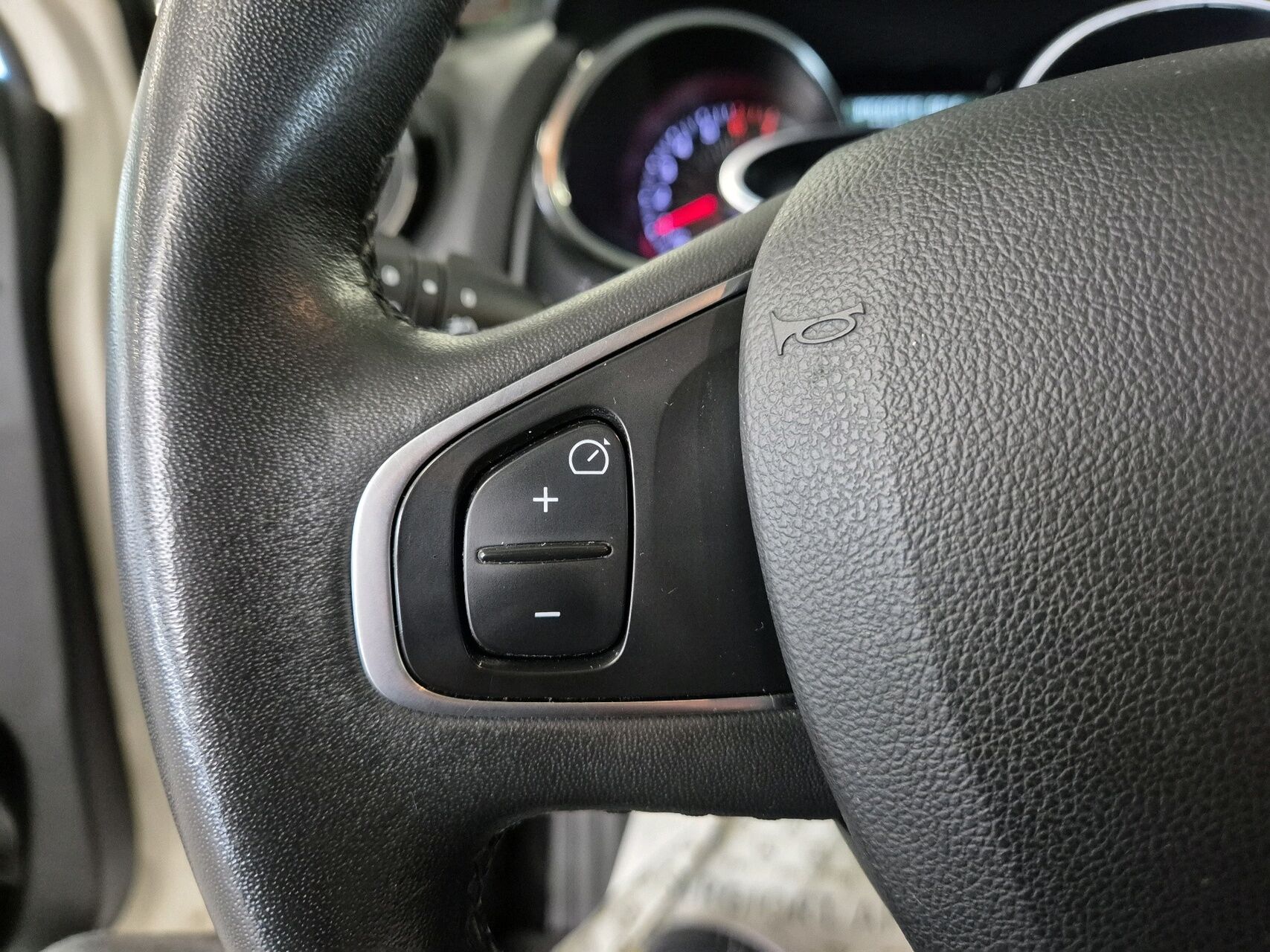 Billede af Renault Clio Sport Tourer 0,9 Energy TCe Zen 90HK Stc