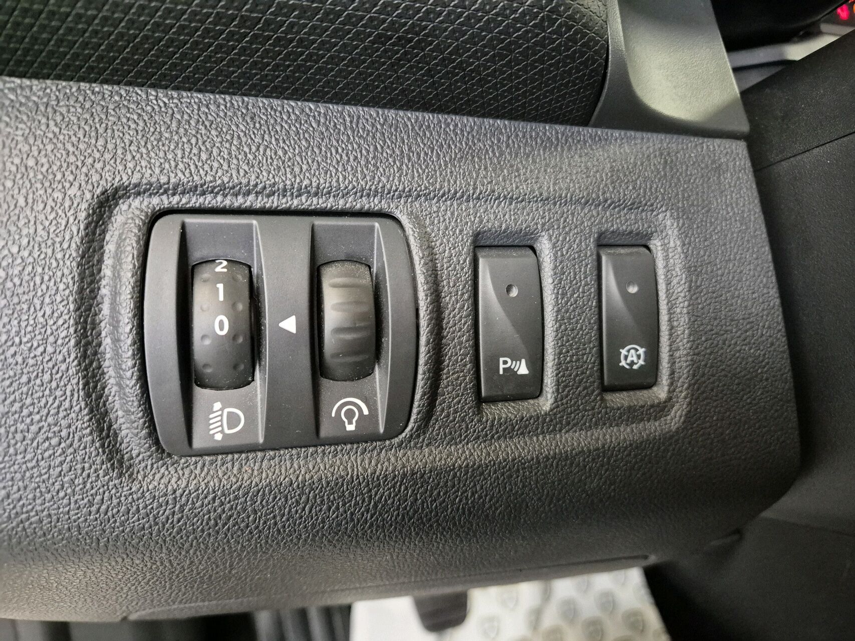 Billede af Renault Clio Sport Tourer 0,9 Energy TCe Zen 90HK Stc