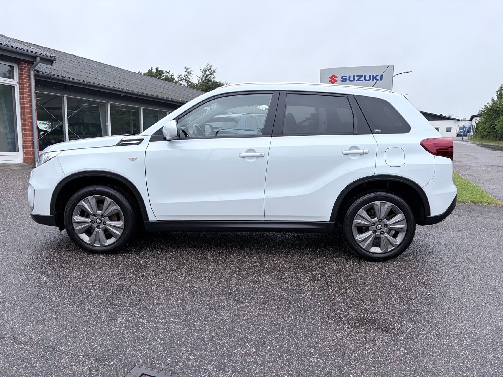 Billede af Suzuki Vitara 1,0 Boosterjet Active Holiday 112HK 5d