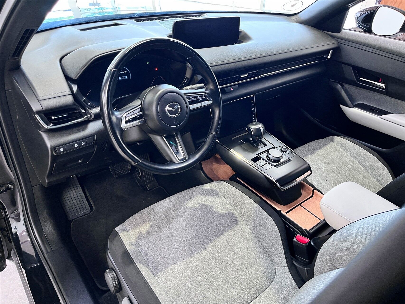 Billede af Mazda MX-30 e-Skyactiv Exclusive-Line 145HK 5d Aut.