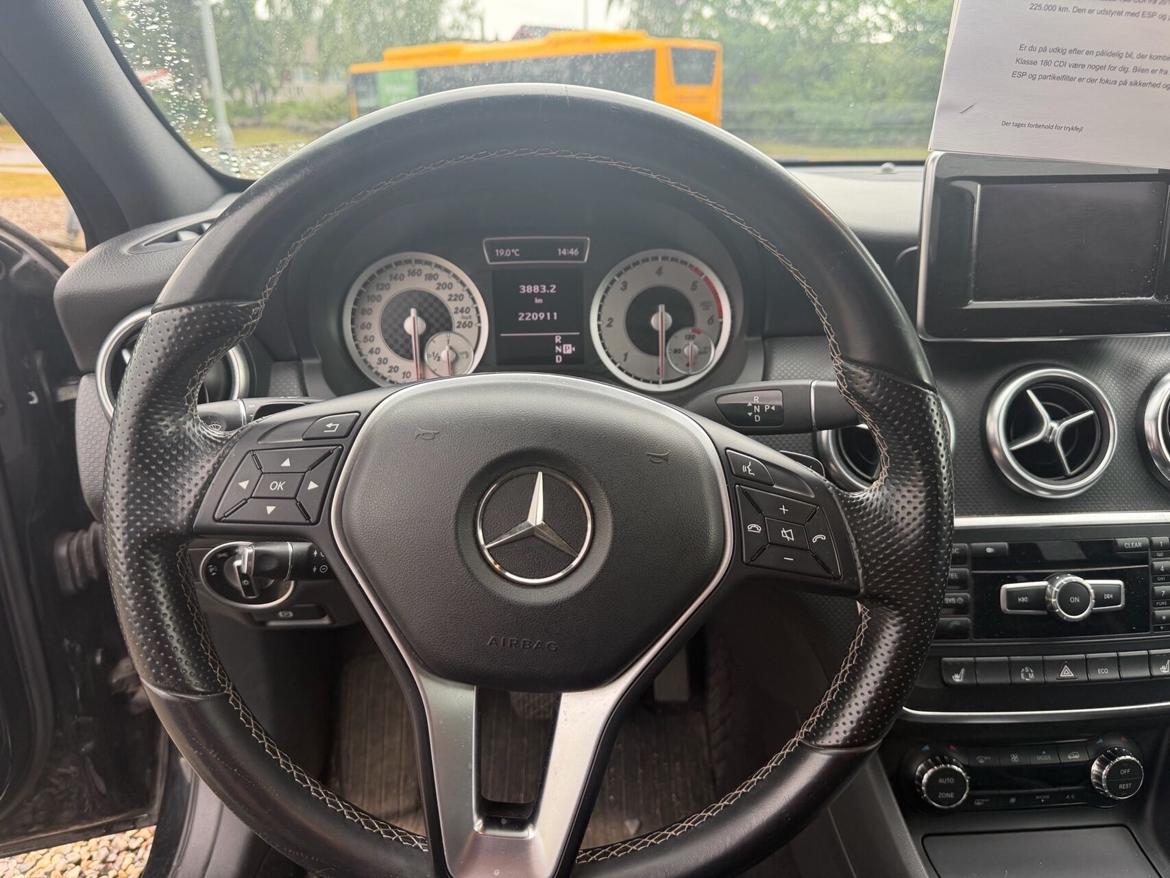 Billede af Mercedes-Benz A180 d 1,8 CDI  7G-DCT 109HK 5d 7g Aut.