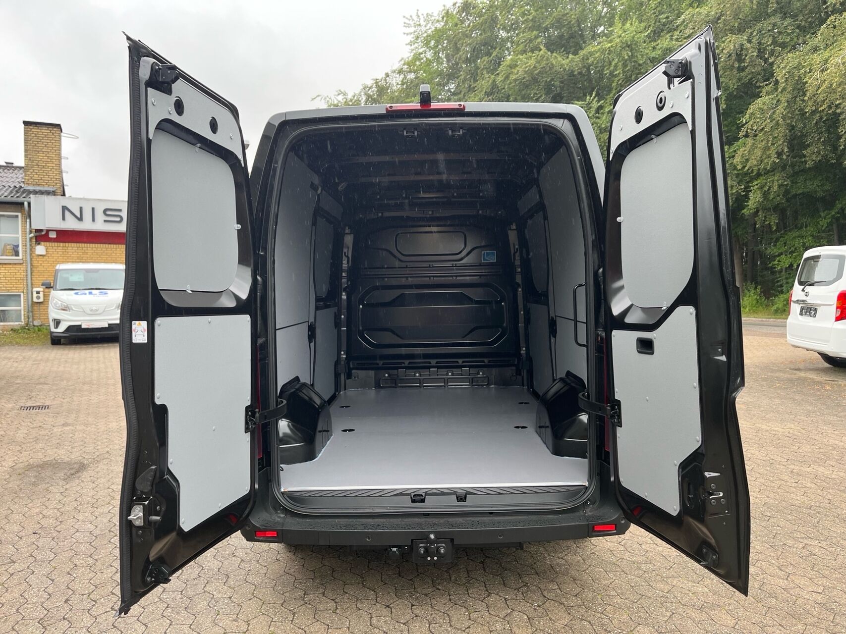 Billede af Nissan Interstar L2H2 EL Tekna 141HK Van Aut.