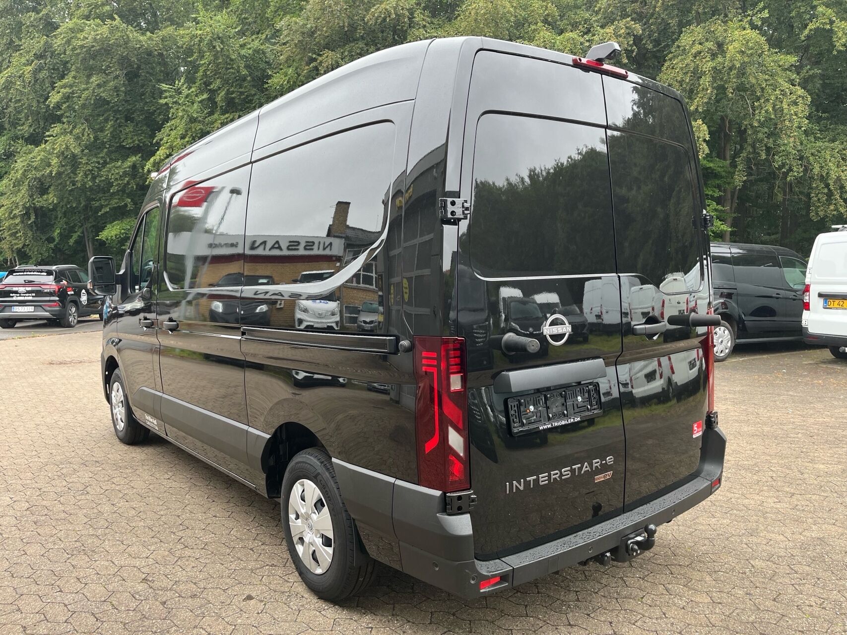 Billede af Nissan Interstar L2H2 EL Tekna 141HK Van Aut.