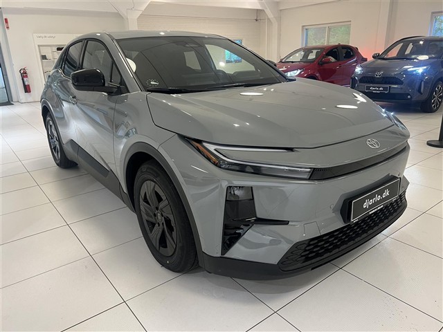 Toyota C-HR+