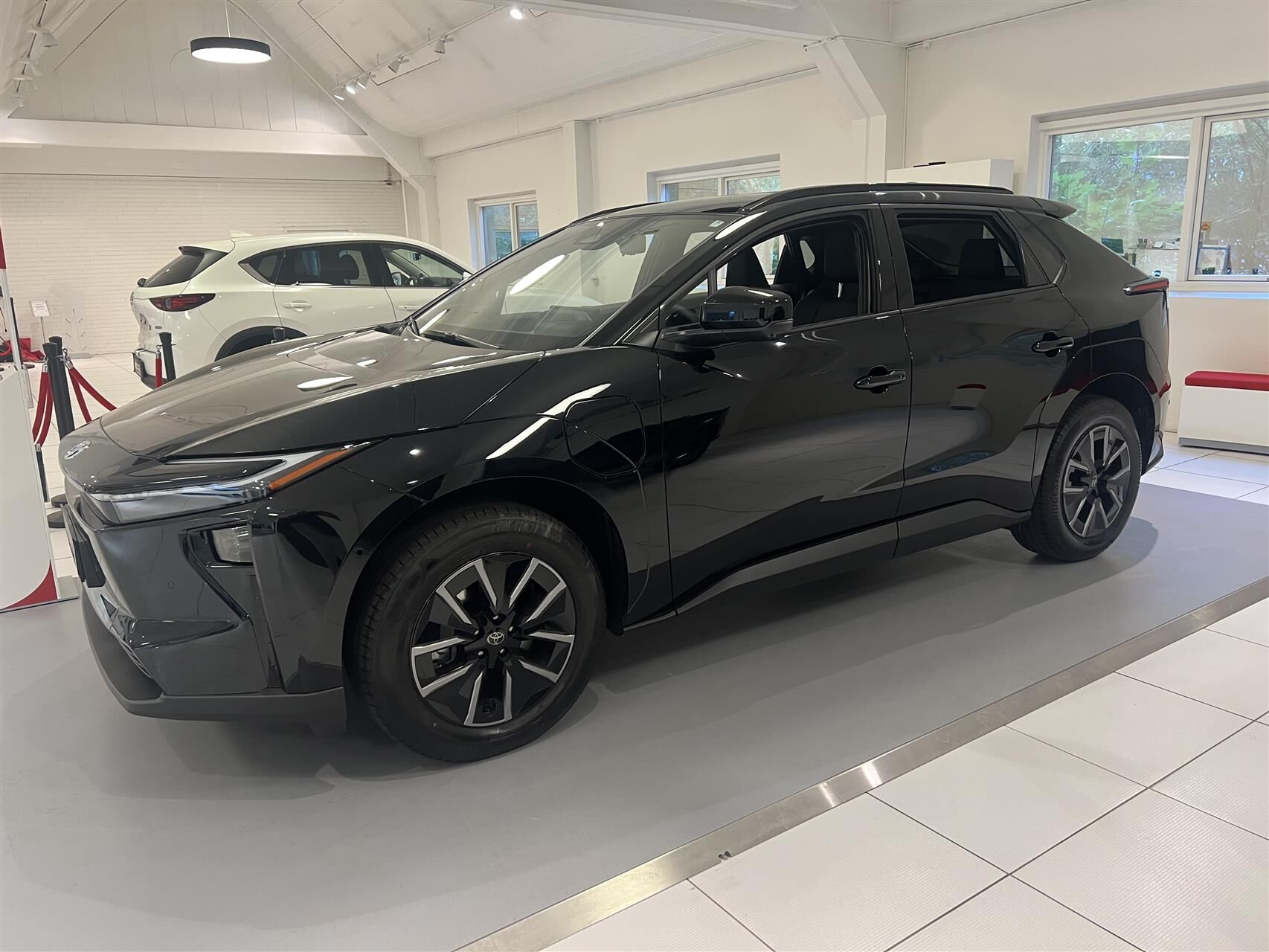 Billede af Toyota BZ4X EL Executive AWD 343HK 5d Aut.