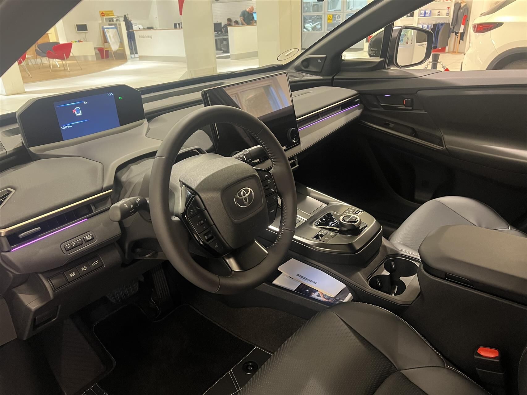 Billede af Toyota BZ4X EL Executive AWD 343HK 5d Aut.