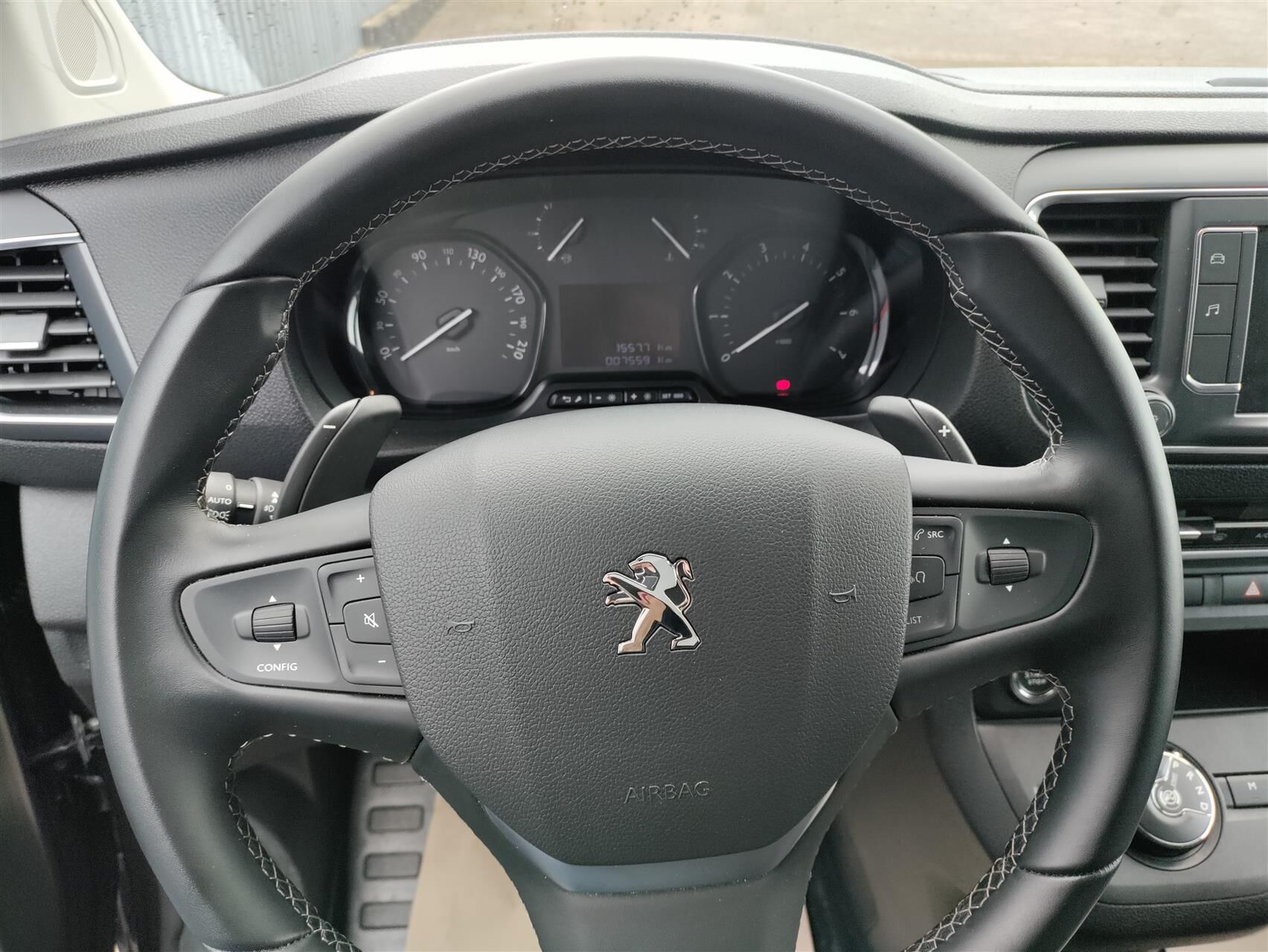 Billede af Peugeot Expert L2 2,0 BlueHDi Premium EAT8 144HK Van 8g Aut.
