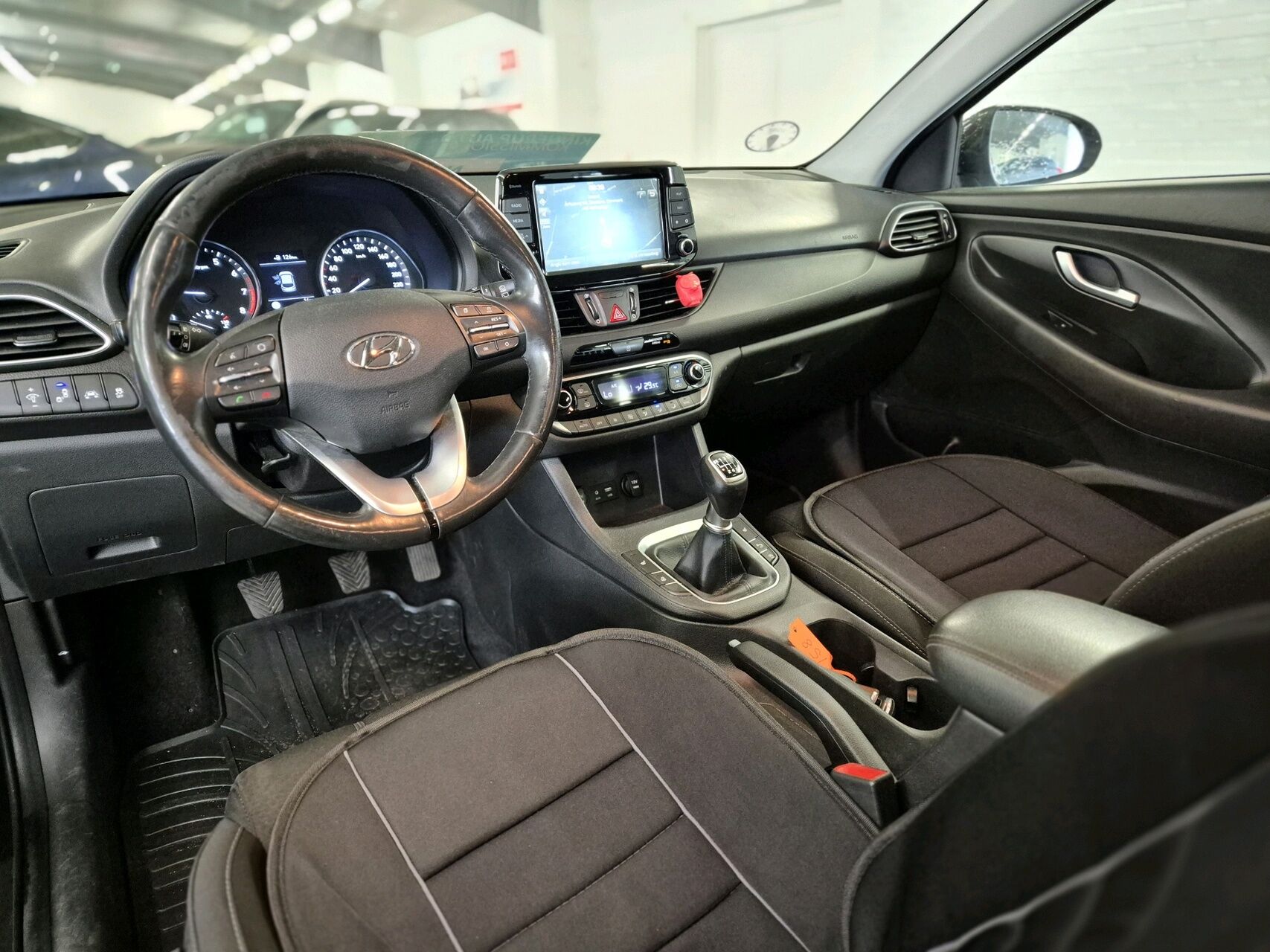 Billede af Hyundai i30 Cw 1,0 T-GDI Premium 120HK Stc 6g