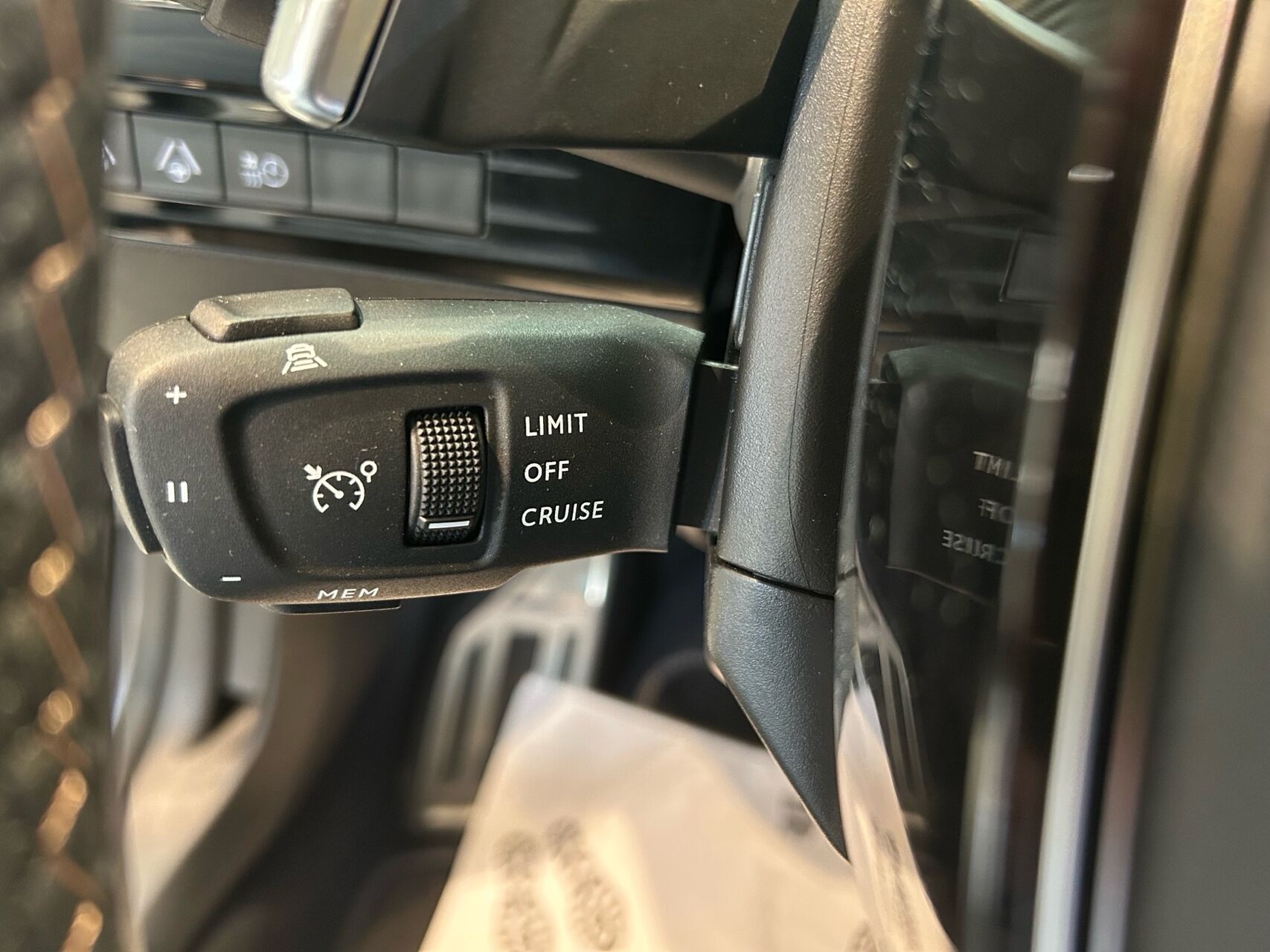 Billede af Peugeot 508 SW 1,6 PureTech  Plugin-hybrid GT EAT8 start/stop 225HK Stc 8g Aut.