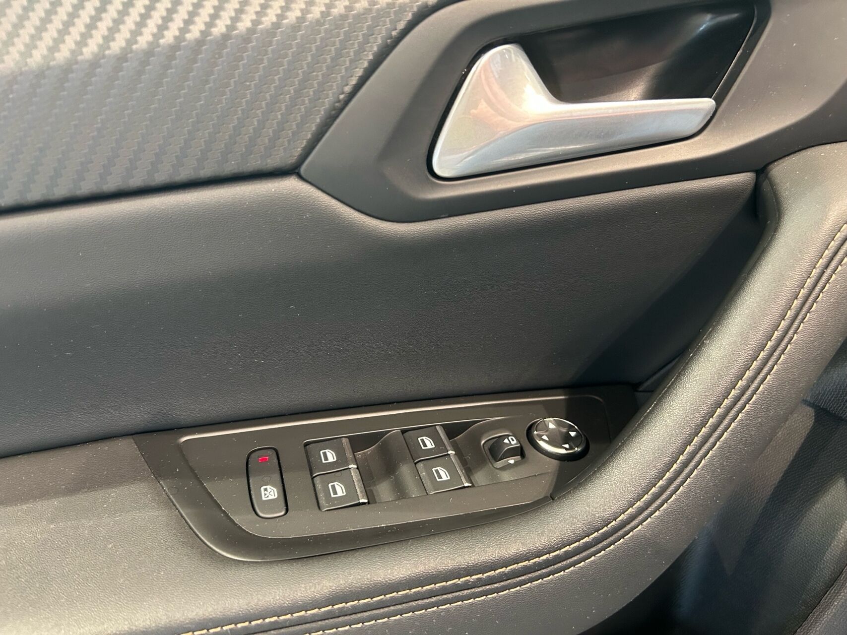 Billede af Peugeot 508 SW 1,6 PureTech  Plugin-hybrid GT EAT8 start/stop 225HK Stc 8g Aut.