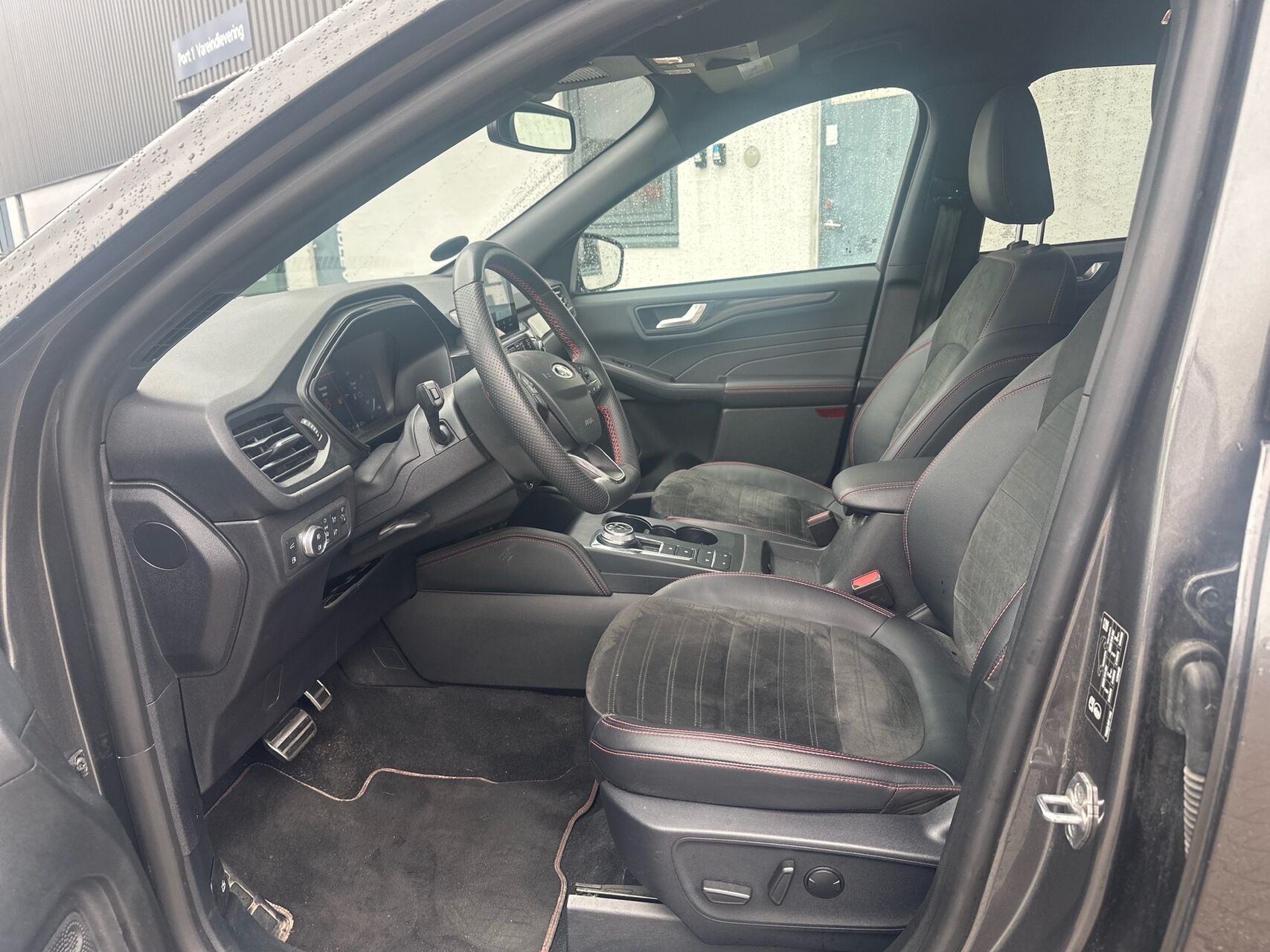 Billede af Ford Kuga 2,5 Plugin-hybrid ST-Line X CVT 225HK 5d Trinl. Gear
